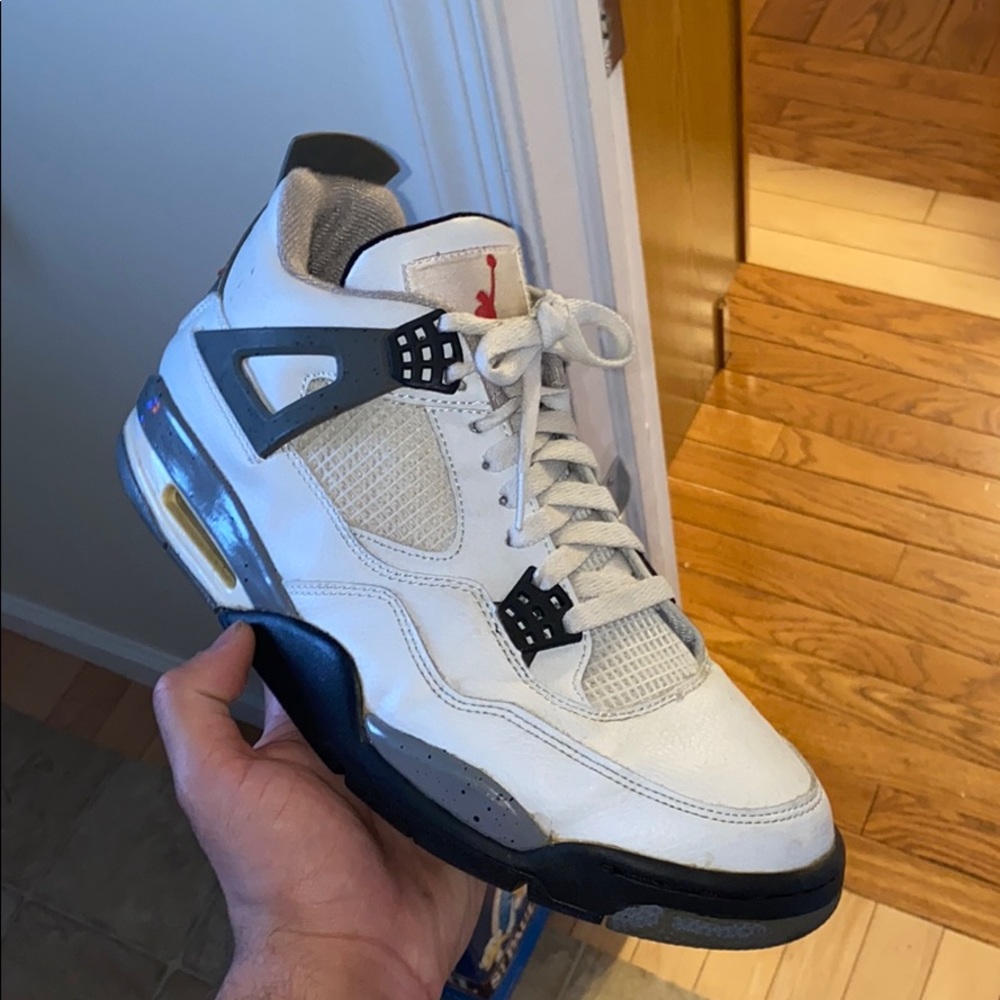 Jordan 4’s